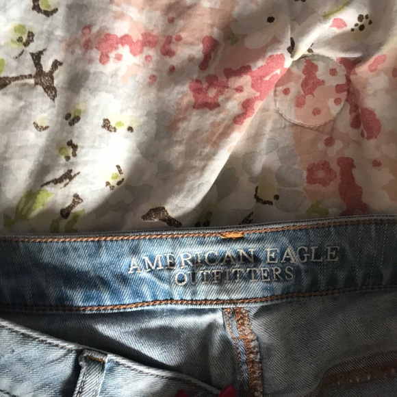 American Eagle jeans - Picture 3 of 6